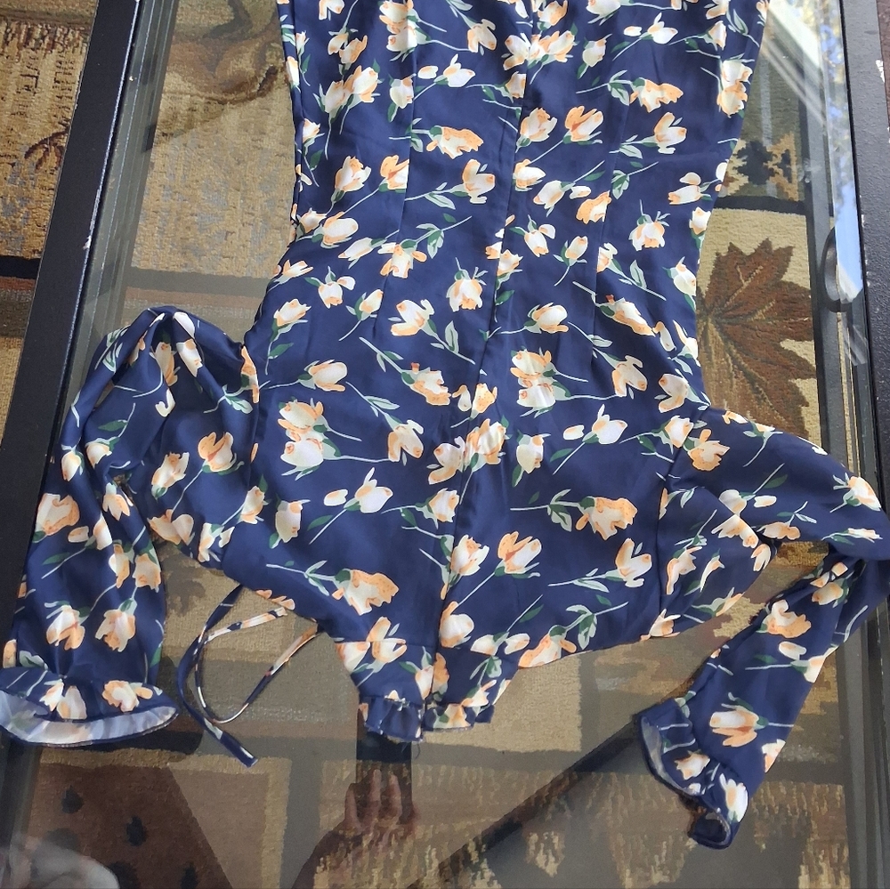 Floral Sweet heart Neck Long Sleeve Dress Collard - Picture 6 of 6